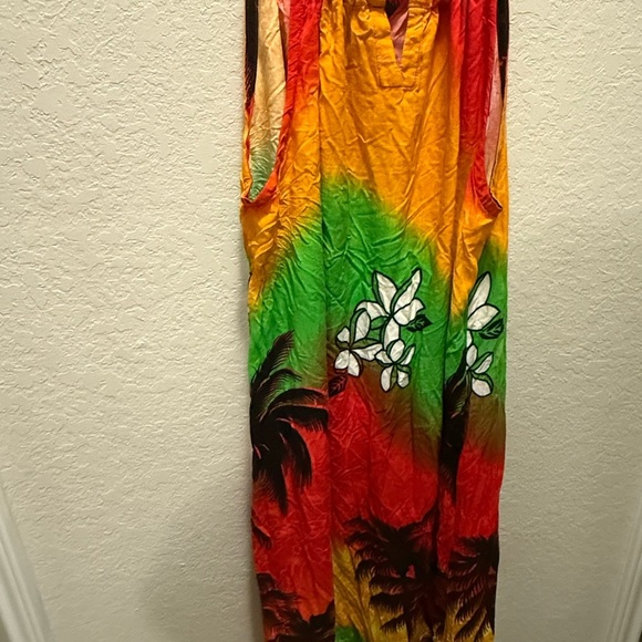 Dresses & Skirts - Aloha Fashion Hawaiian Vibrant Tropical Maxi Dress One Size